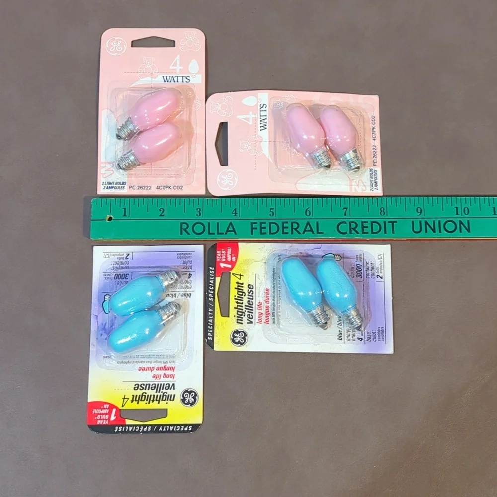 Lot of 4 Two Packs of GE 4C7 Pink And Blue Pastel Nightligt 4 Watt Candelabra